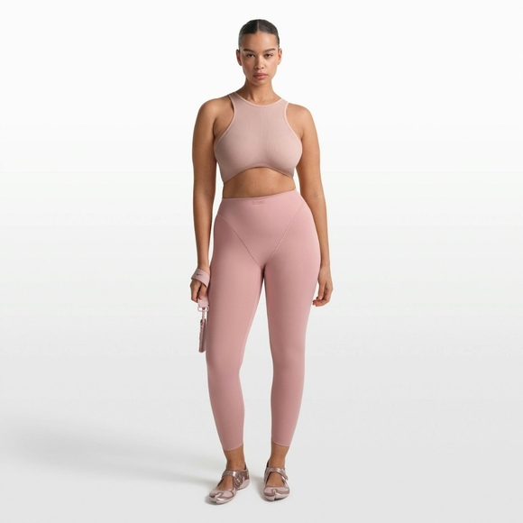 Nike Skims Ribbed Seamless Racer Front Bra - Picture 3 of 8